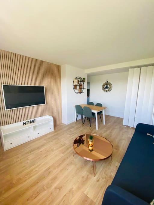 Magnifique Appartement De 4 Chambres 8 Personnes Max A 20 Minutes De Paris Antony Exterior photo